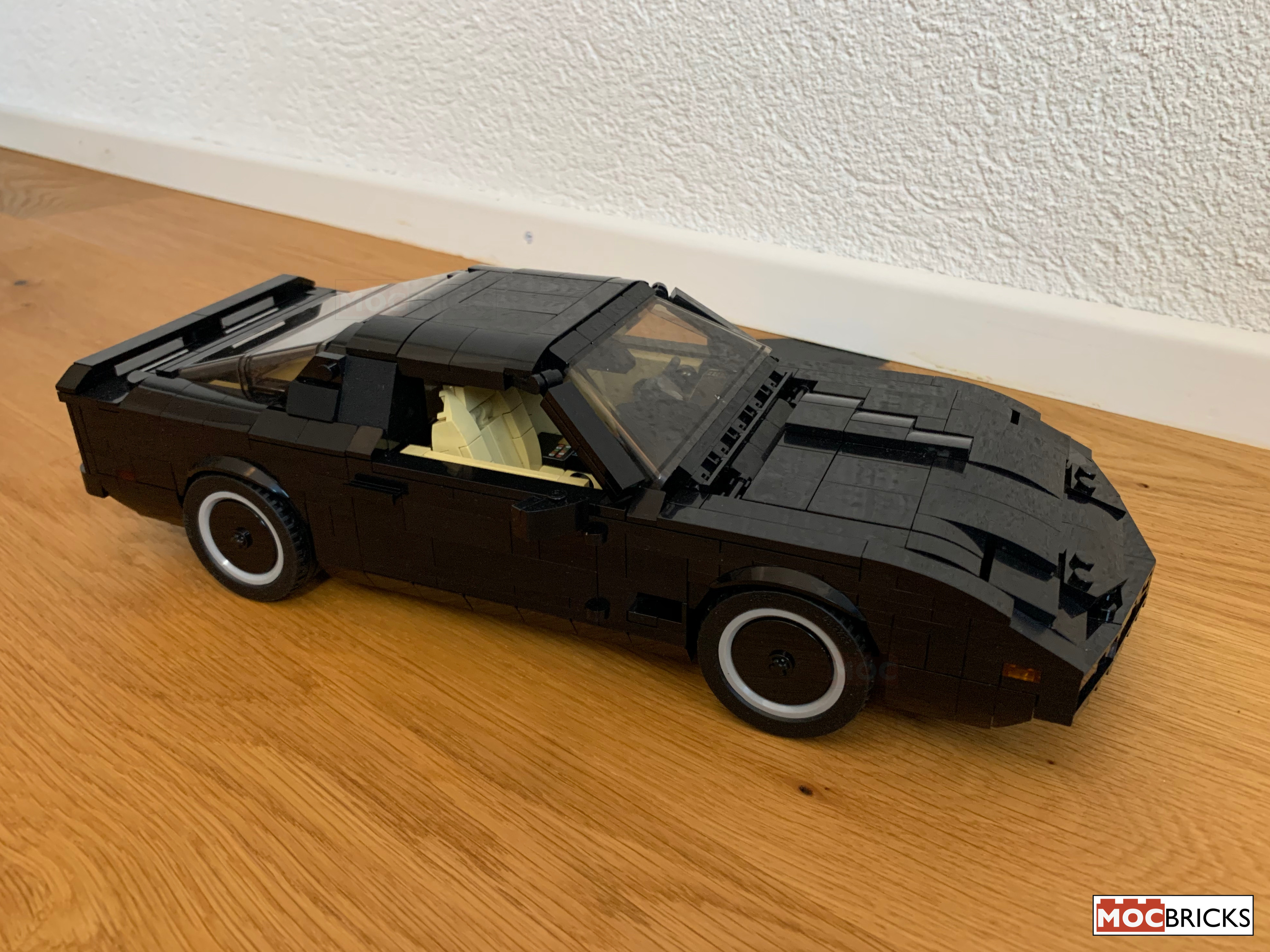 K.I.T.T Pontiac Firebird Trans Am - Knight Industries Two Thousand